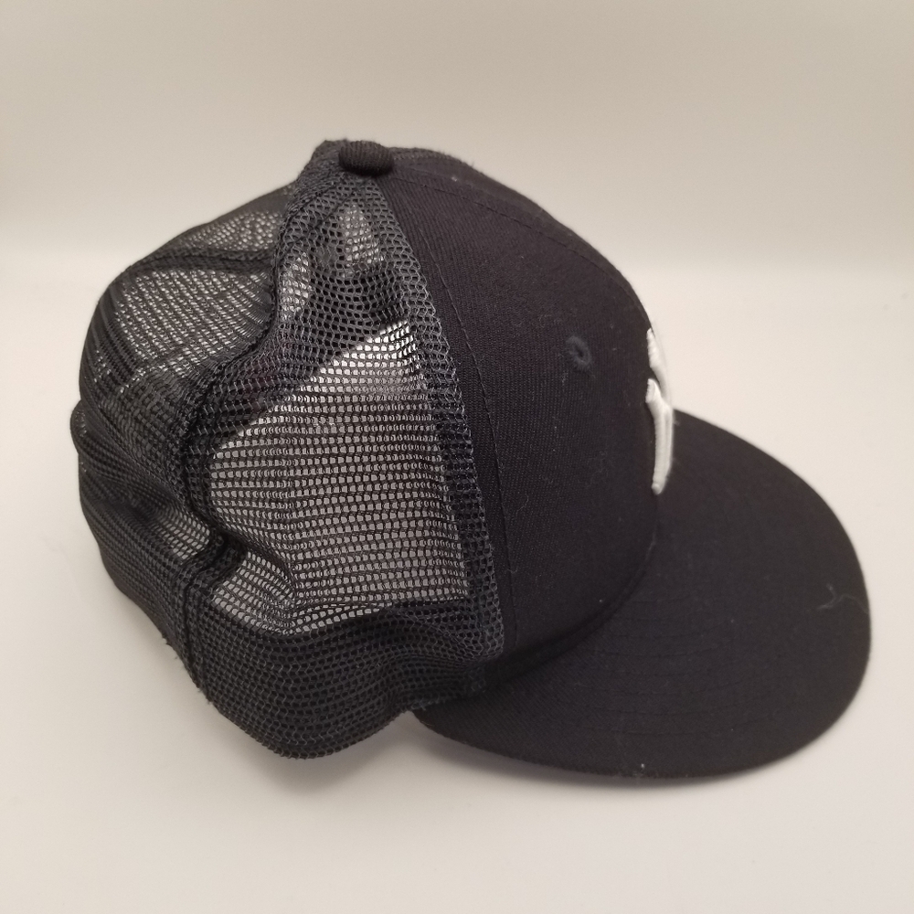 New Era New York Yankees On-Field Mesh Back 59FIFTY Fitted Cap Size 7 1/4 - Picture 3 of 7